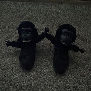I’m selling my Black Jeremy Scott’s Gorilla Tennis Shoes